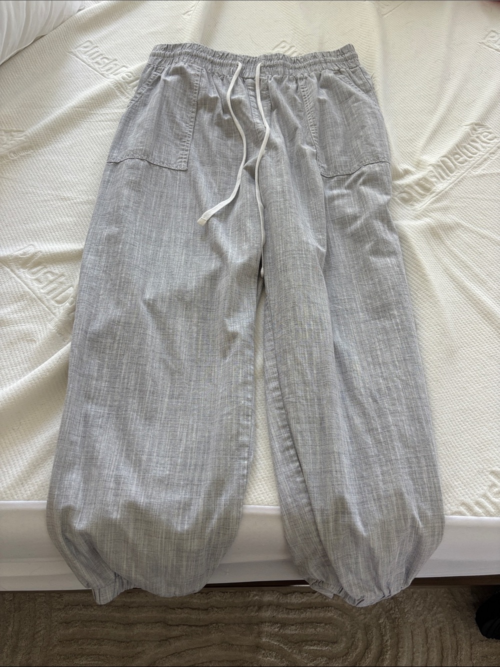 LOFT Light Gray Women's Drawstring Jogger Pants with Elastic Cuffs